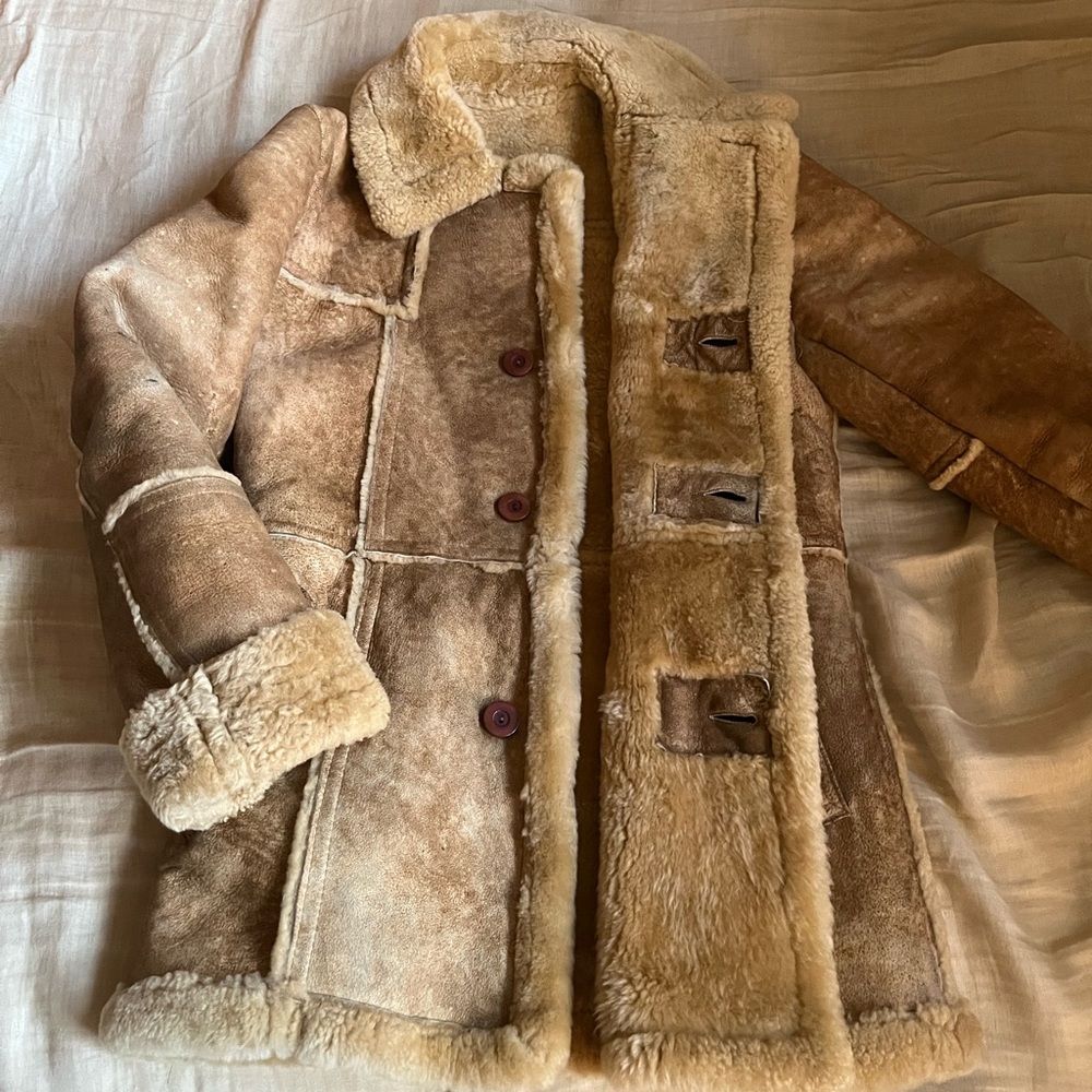 Classic Shearling Sheepskin Coat - Tan